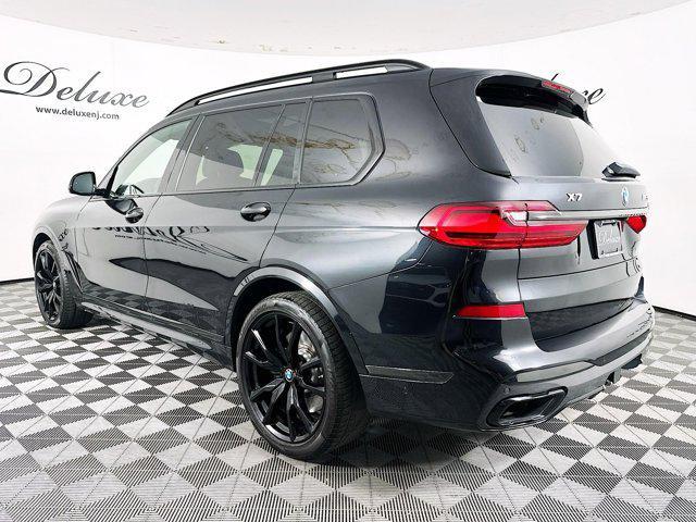 2021 bmw x7 m50i