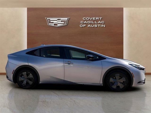 2023 toyota prius le