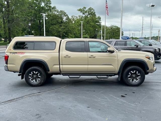 2019 toyota tacoma trd off road in saint louis, missouri