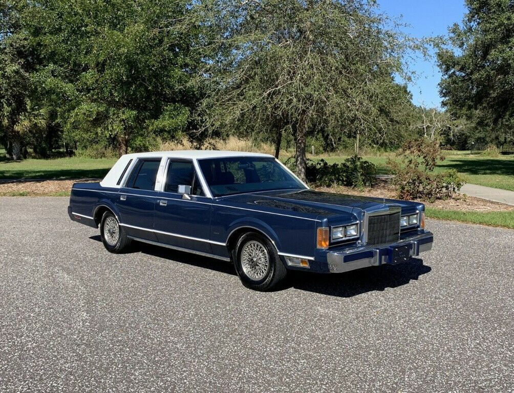 1989 base 4dr sedan used 5l v8 16v automatic rwd sedan premium