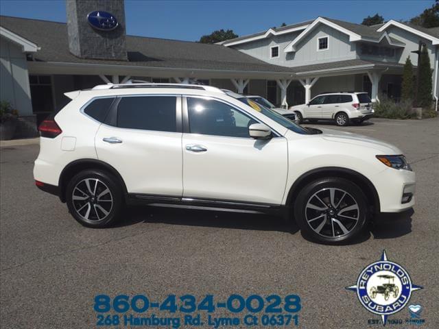 2017 nissan rogue sv