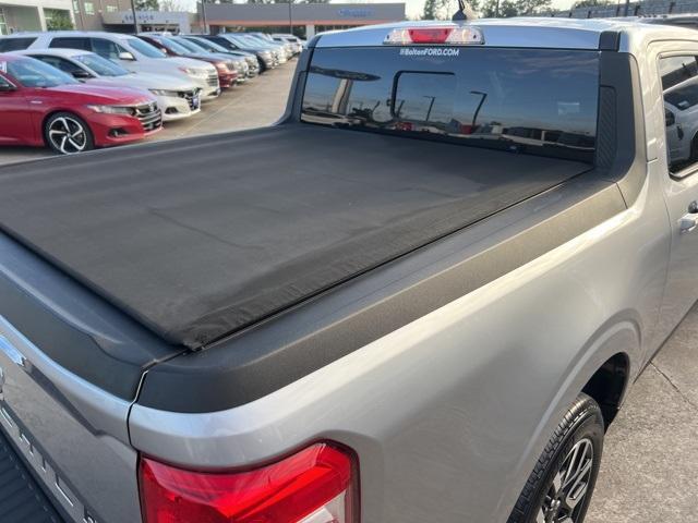 2023 ford maverick lariat