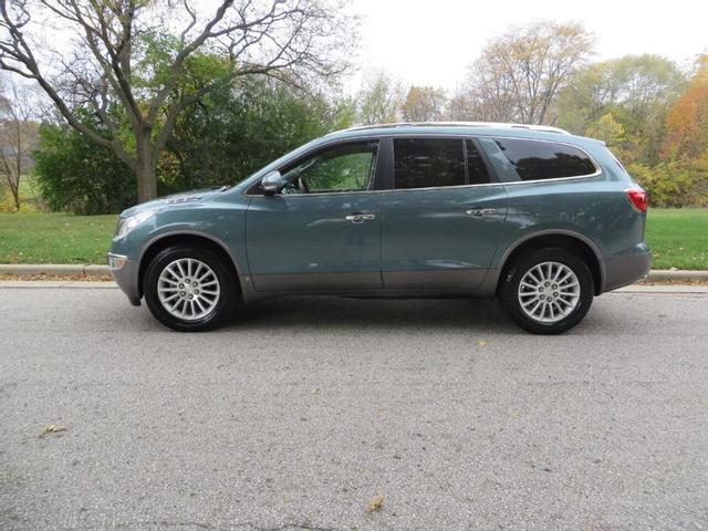 2010 buick enclave in milwaukee, wisconsin