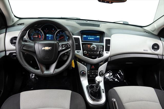 2014 chevrolet cruze ls