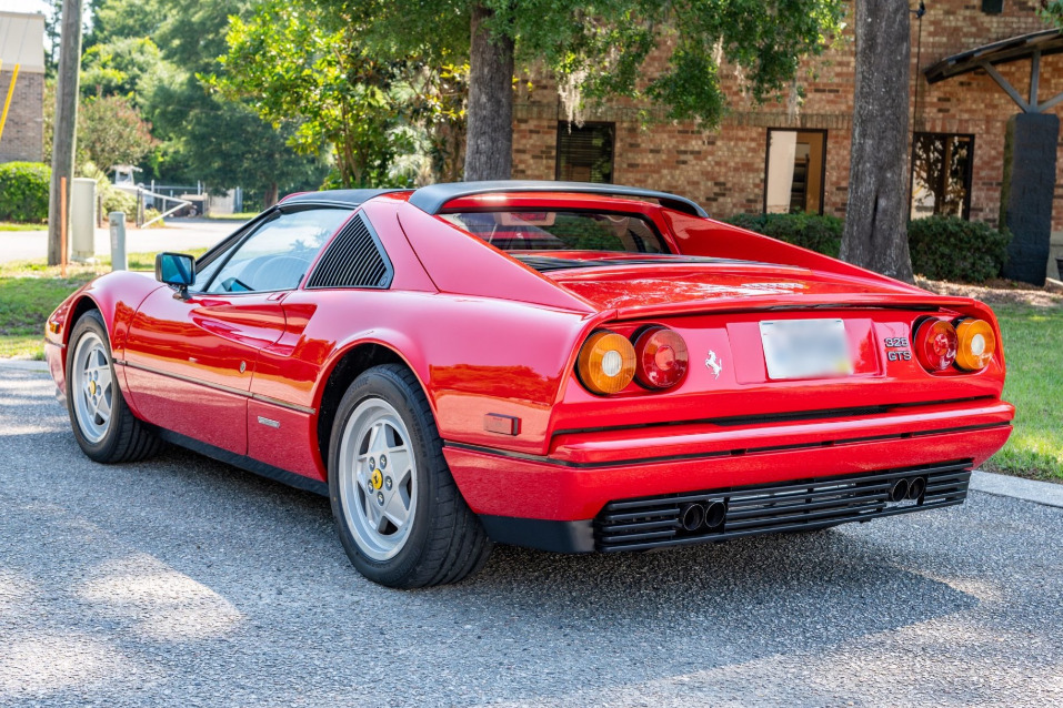 1988 ferrari 328 gts