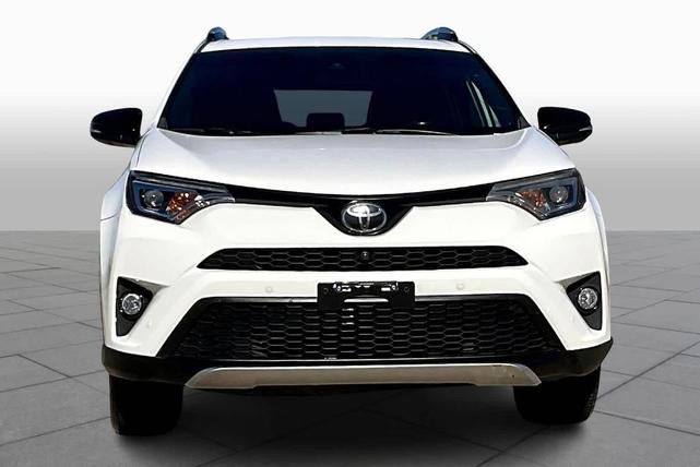2016 toyota rav4 se