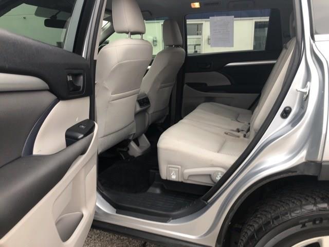 2014 toyota highlander le awd le 4dr suv for sale in charleston, west virginia