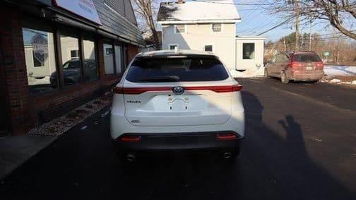 2023 toyota venza le in saint albans, vermont