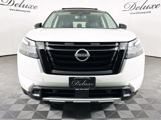 2023 nissan pathfinder sl