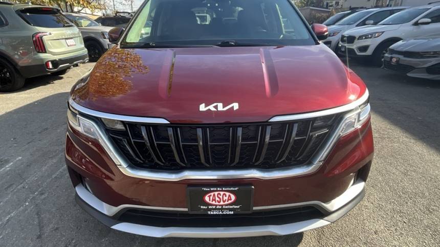 2022 kia carnival lx