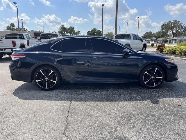 2020 toyota camry xse