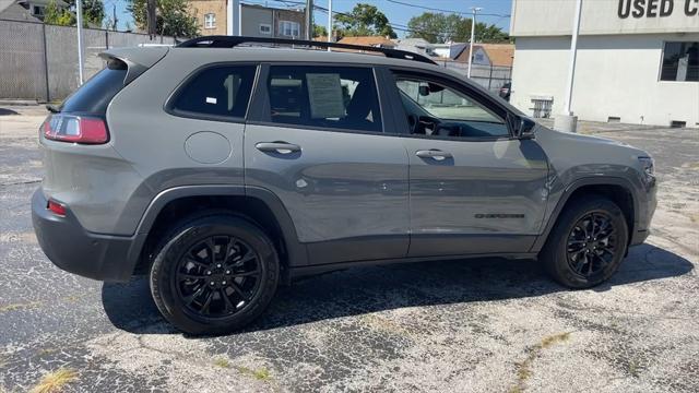 2023 jeep cherokee altitude