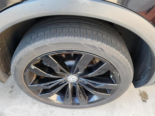 2021 volkswagen tiguan 2.0t se r-line black