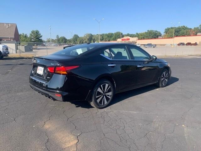 2022 nissan altima 2.5 sv