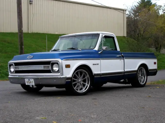 c-10 short bed/ very solid/ patina/ 350/ lowered/ 20s/ in nc