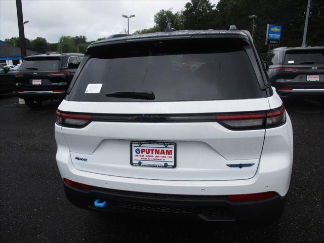 2023 jeep grand cherokee 4xe trailhawk