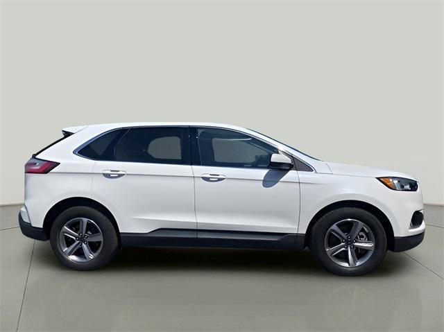 2021 ford edge sel