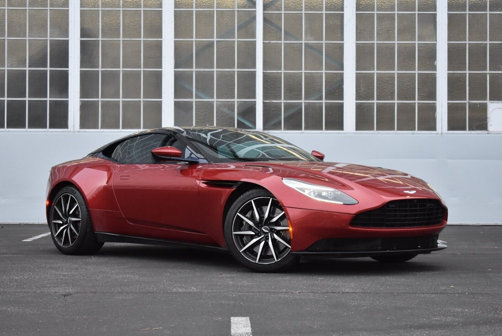 2017 aston martin db11 launch edition v12!!