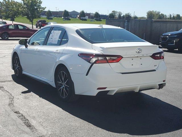 2023 toyota camry se