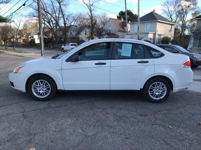 2010 ford focus se