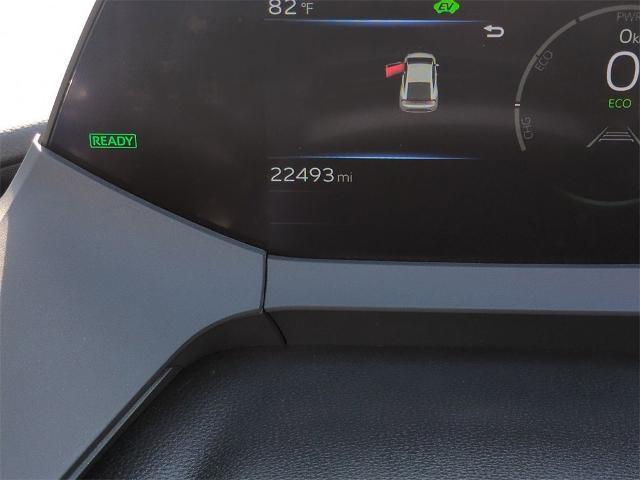 2024 toyota prius le