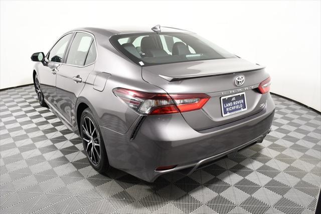 2023 toyota camry se