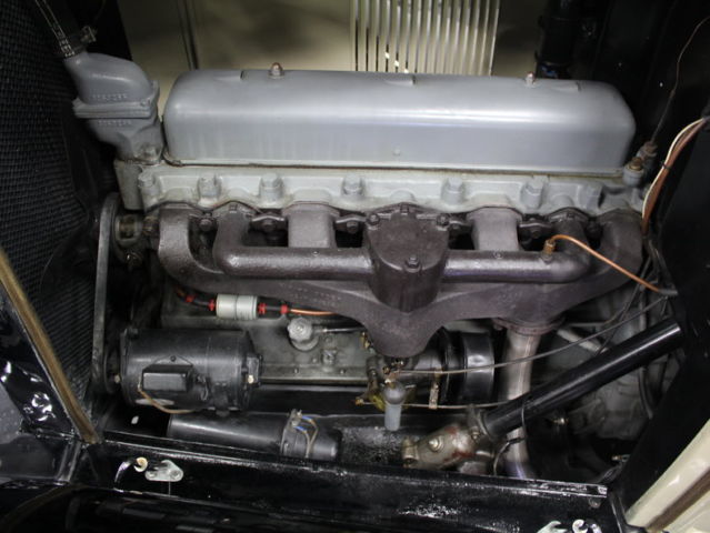 194 cid straight 6, 3 speed manual, very nice original restored classic truck!