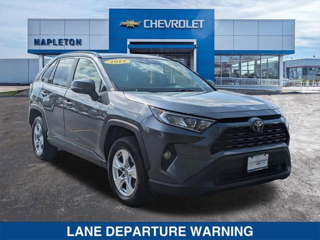 2019 toyota rav4 xle