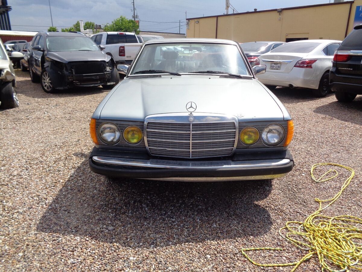 1988 mercedes-benz 300cd coupe blue rwd automatic
