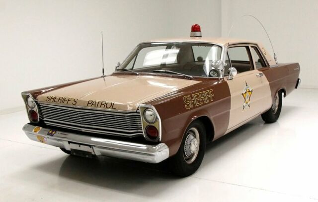 lots of official badging working police car uniform/ticket book runs great