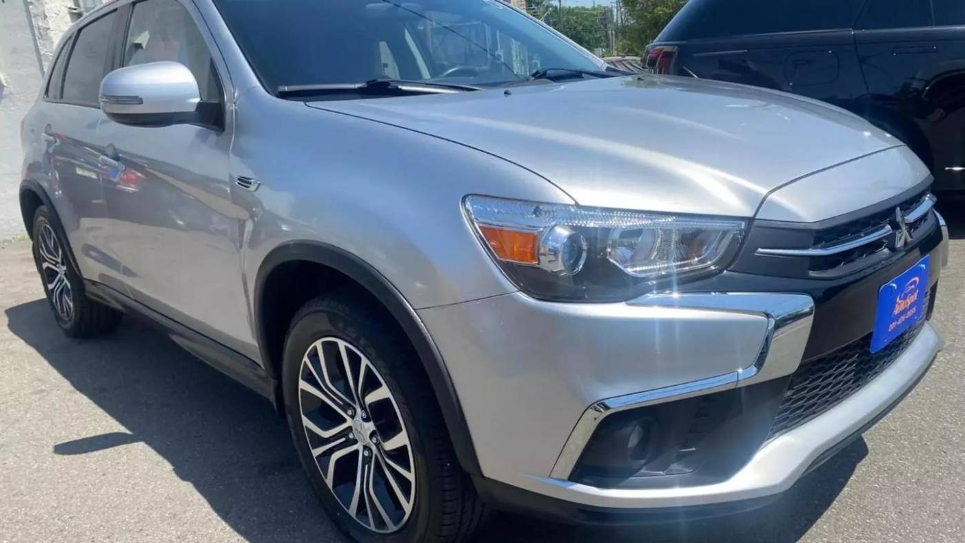 2018 mitsubishi outlander sport es