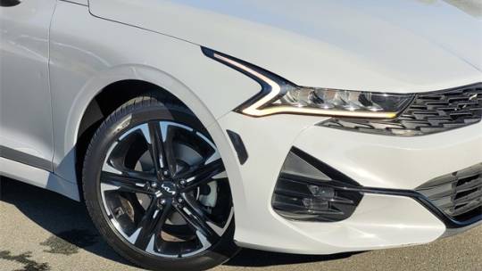 2022 Kia K5