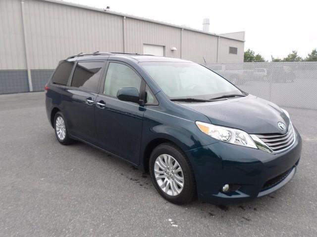 2011 toyota sienna xle 8-passenger xle 8-passenger 4dr mini-van for sale in milford, delaware