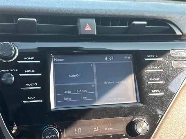 2019 toyota camry se
