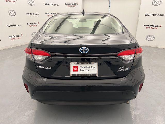 2023 toyota corolla hybrid le