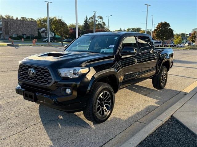 2022 toyota tacoma trd sport