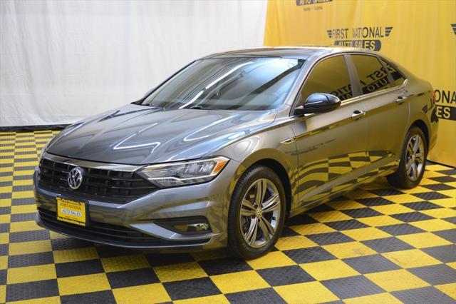 2021 volkswagen jetta 1.4t r-line