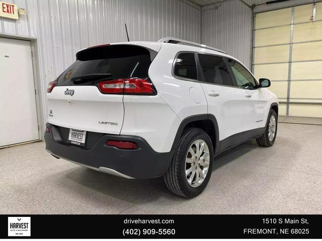 2017 jeep cherokee sport