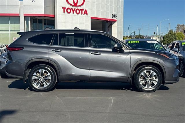 2021 toyota highlander hybrid xle