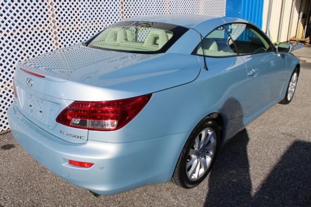 2010 lexus is 250c base