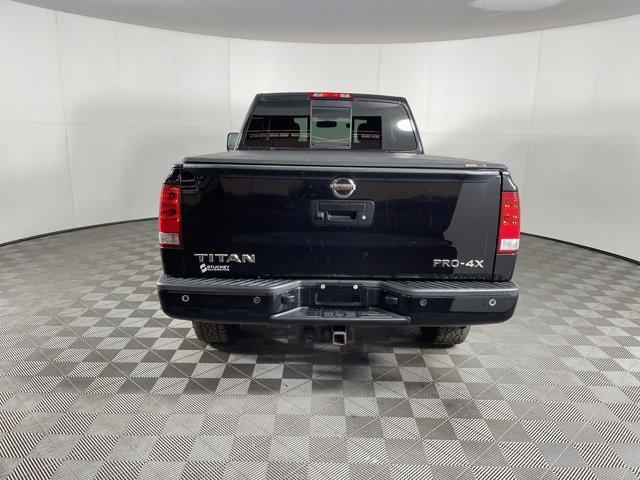 2013 nissan titan pro-4x