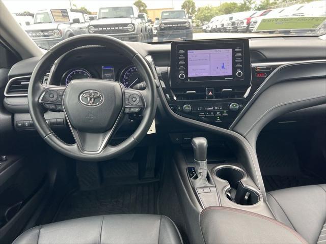 2023 toyota camry se