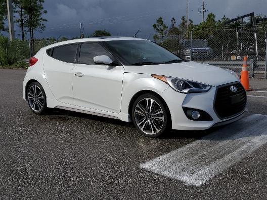 2016 hyundai veloster in miami, florida