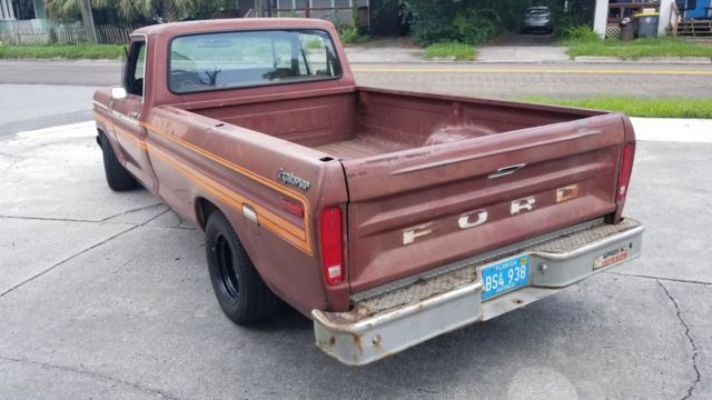 long bed muscle / shop truck, c6 tranny, beautiful 39 year old patina