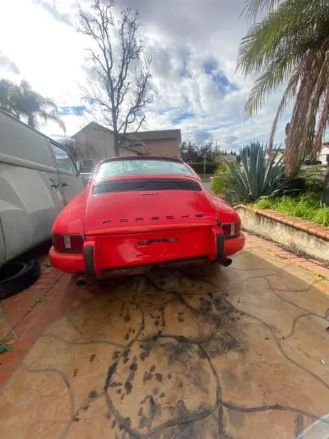 1969 porsche 911 coupe red rwd manual