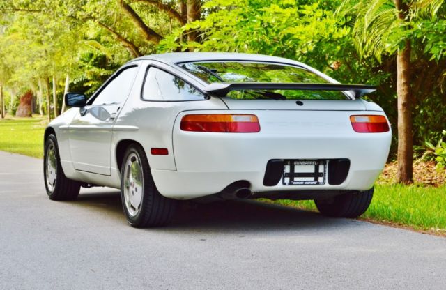 1987 mint!! 928 s4 32 valve package tons of service history all original