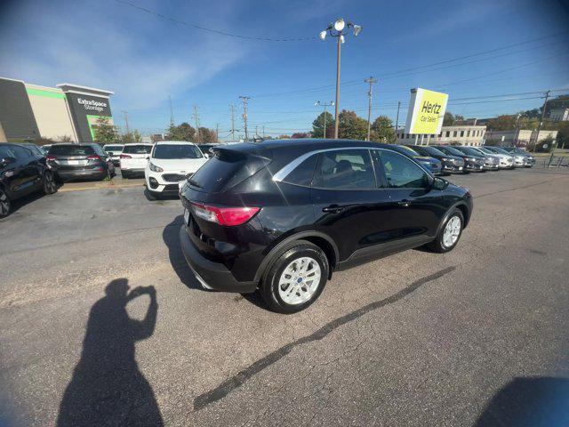2021 ford escape se