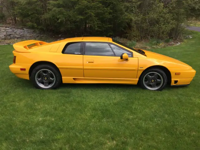1993 lotus esprit turbo 18k miles super clean all original