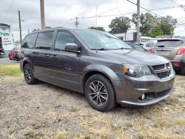 2017 dodge grand caravan gt