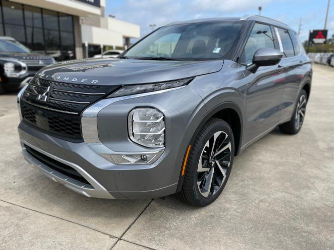 new 2024 mitsubishi outlander sel